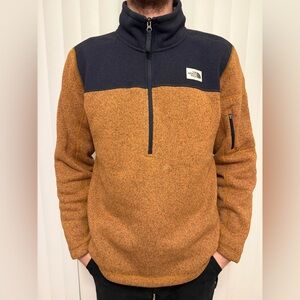 The North Face Men's Zip-Up Fleece Pullover in Rust and Black